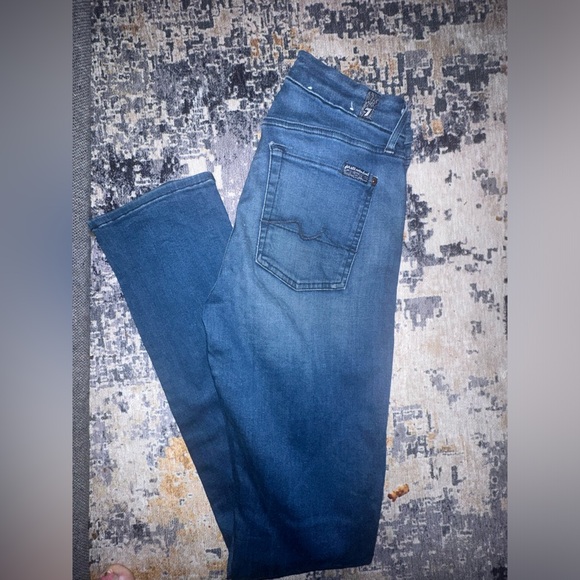 Women’s 7 for all man kind size 27  KIMMIE straight leg jeans! - Picture 1 of 4